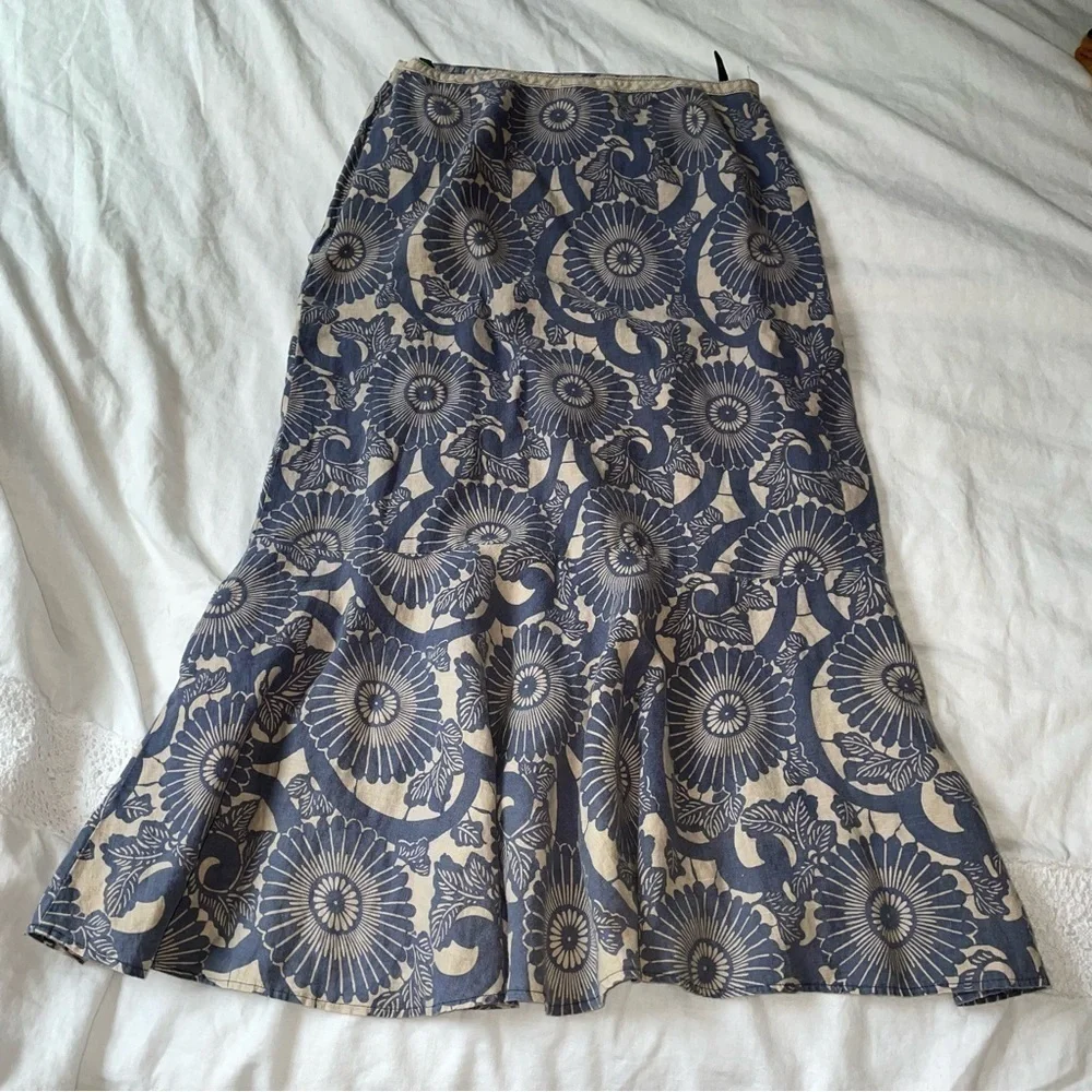 Boden 12L 100% Linen ruffle Maxi Skirt Floral Blue Cream